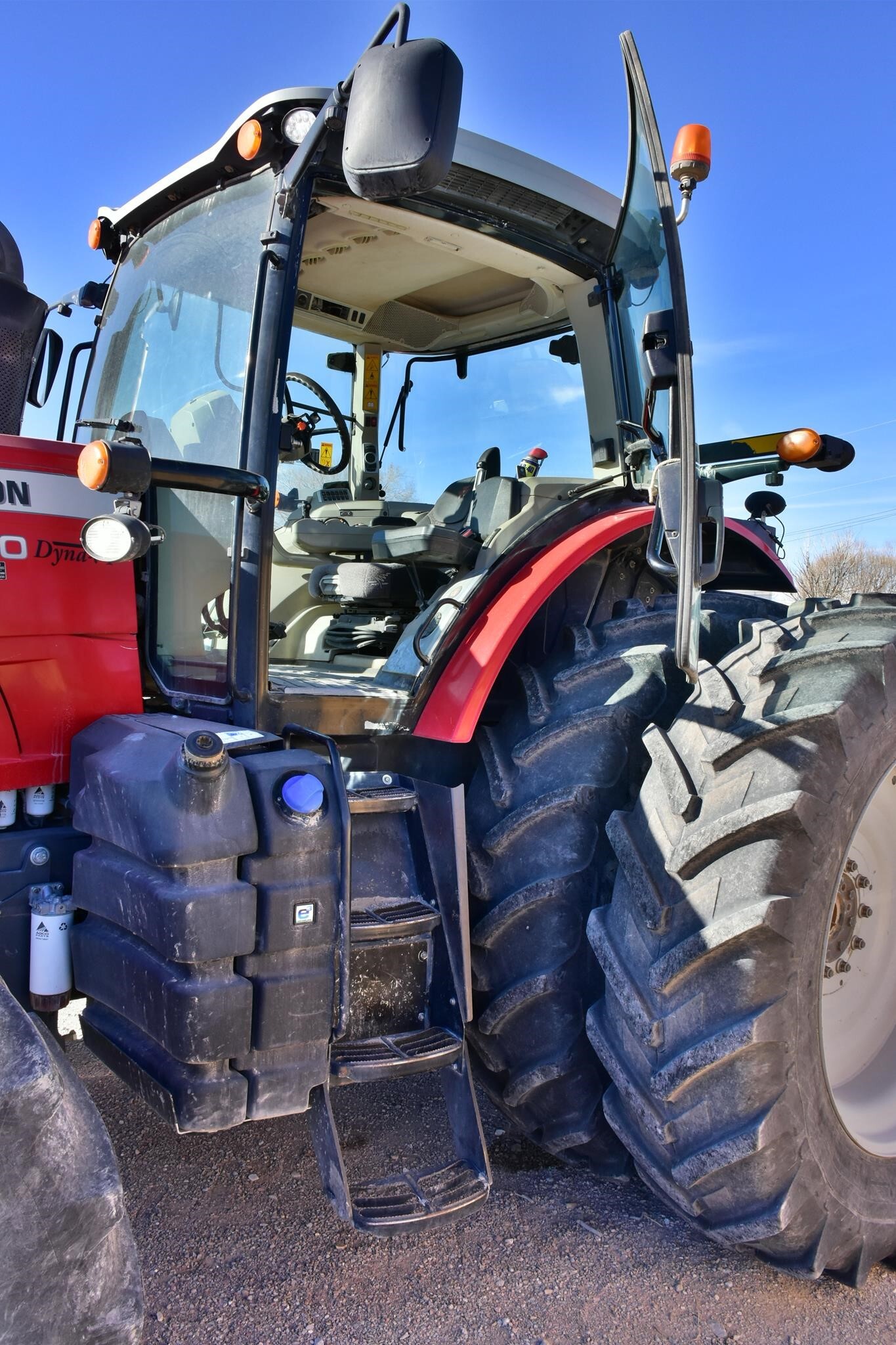2012 Massey Ferguson 8680 Tractor