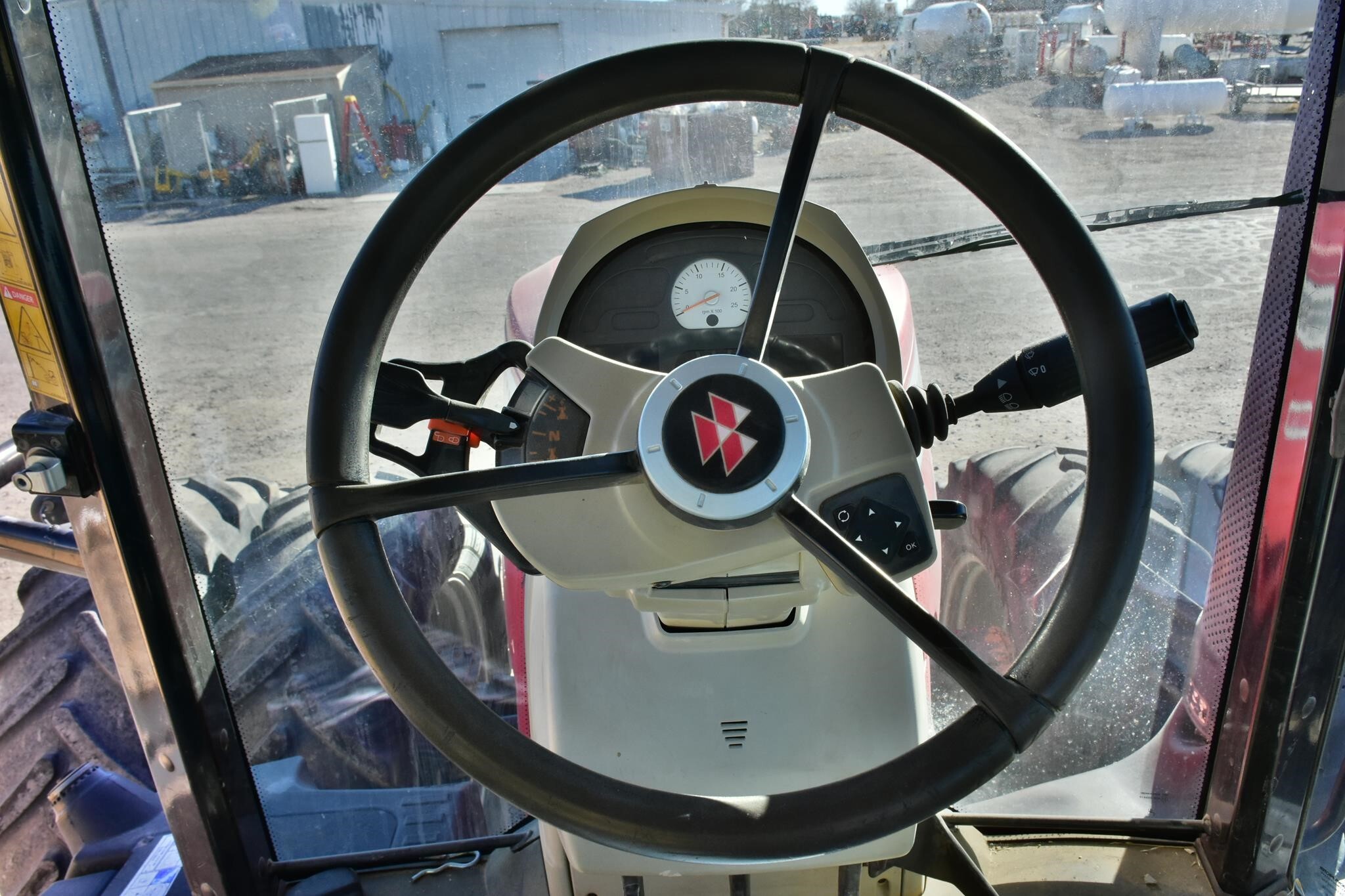 2012 Massey Ferguson 8680 Tractor
