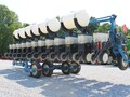 2002 Kinze 3600 Planter