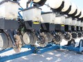 2002 Kinze 3600 Planter