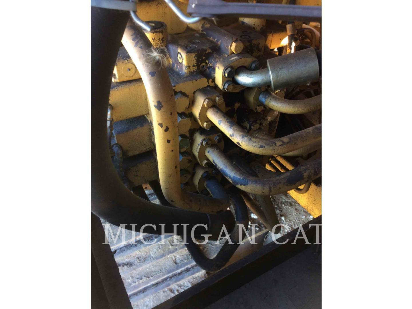 1987 Caterpillar 235B Excavator