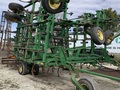 2005 John Deere 2210 Field Cultivator