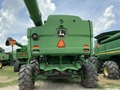 2012 John Deere S670 Combine