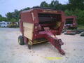 90 New Holland 855 Round Baler