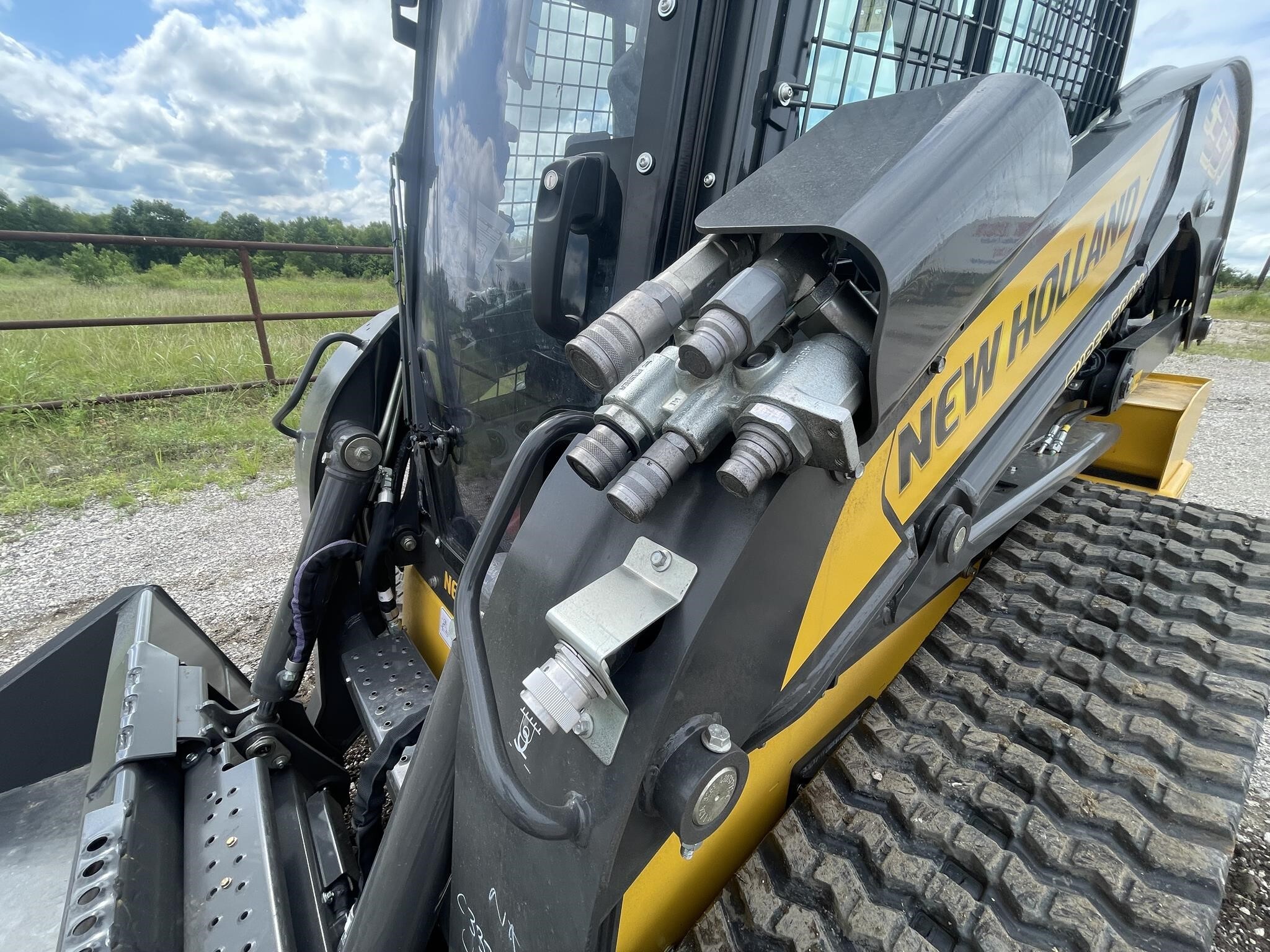 2025 New Holland C337 Skid Steer
