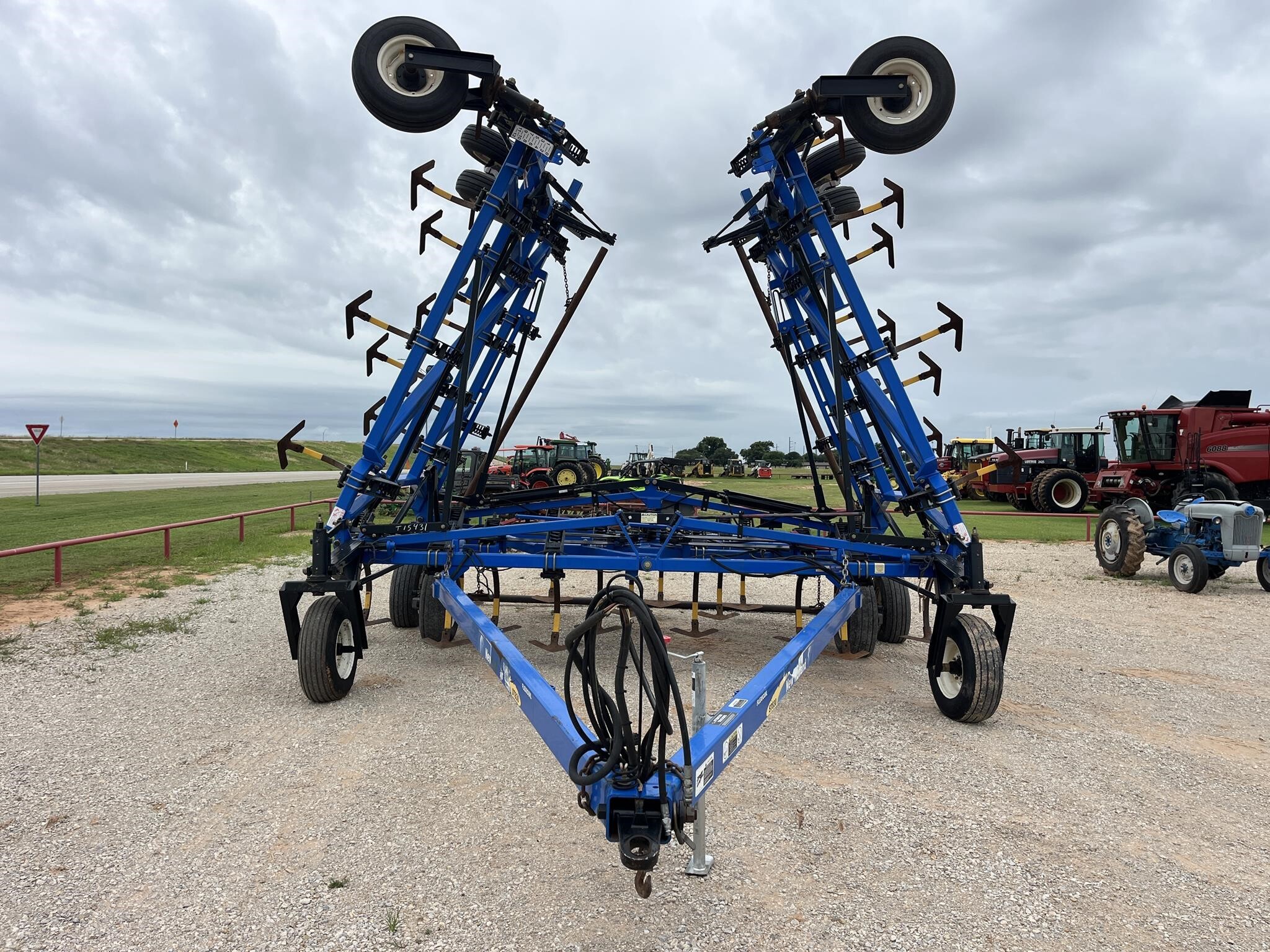 2015 New Holland ST830 Disk Chisel