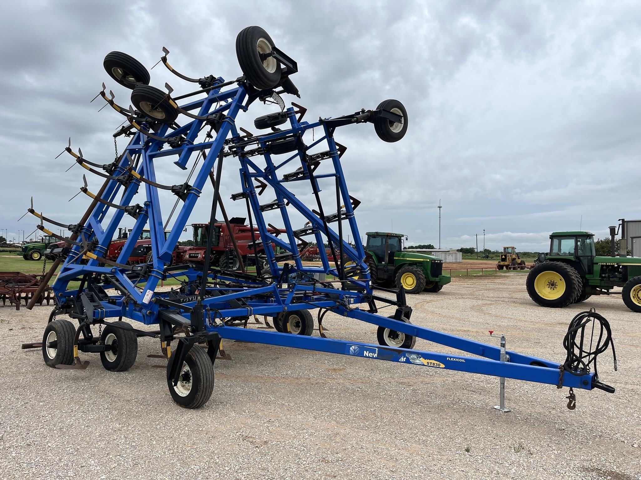 2015 New Holland ST830 Disk Chisel