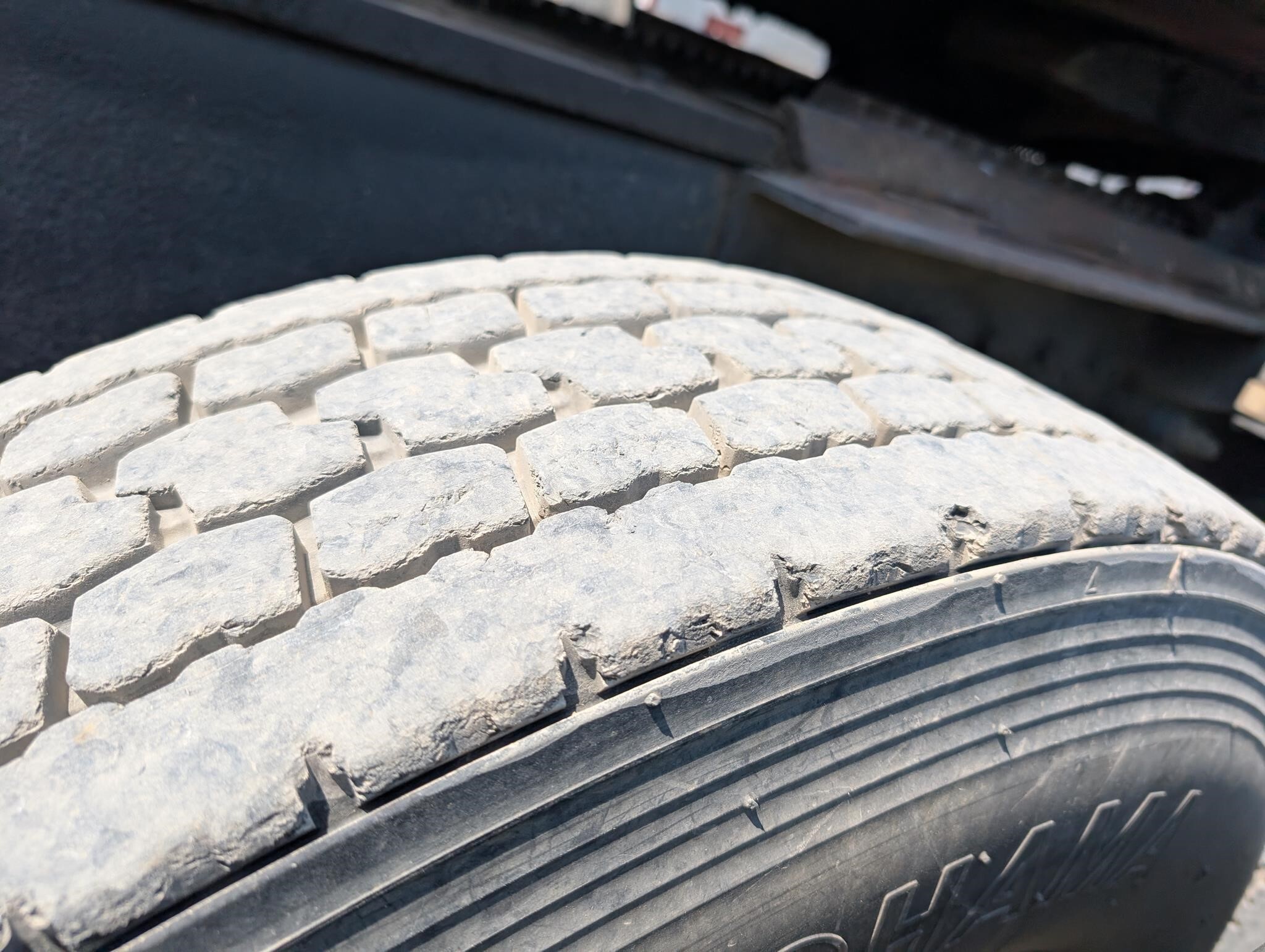 2003 Mack CL733 Semi Trucks/Trailer