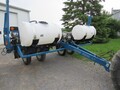 2001 Kinze 3000 Planter