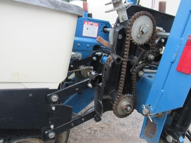 2001 Kinze 3000 Planter