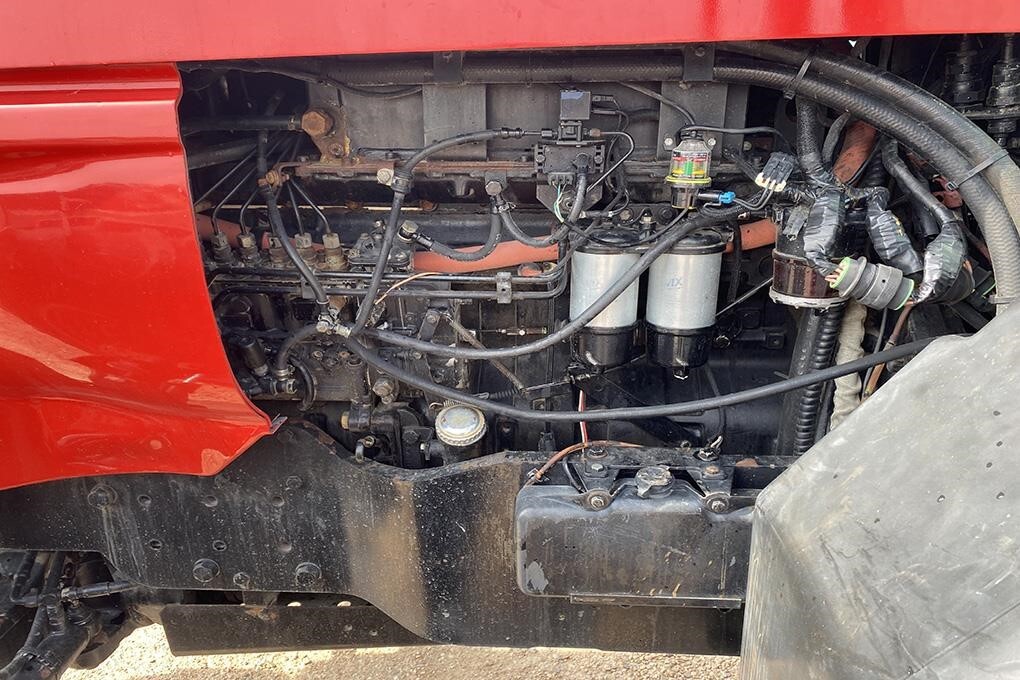 1999 Massey Ferguson 8270 Tractor