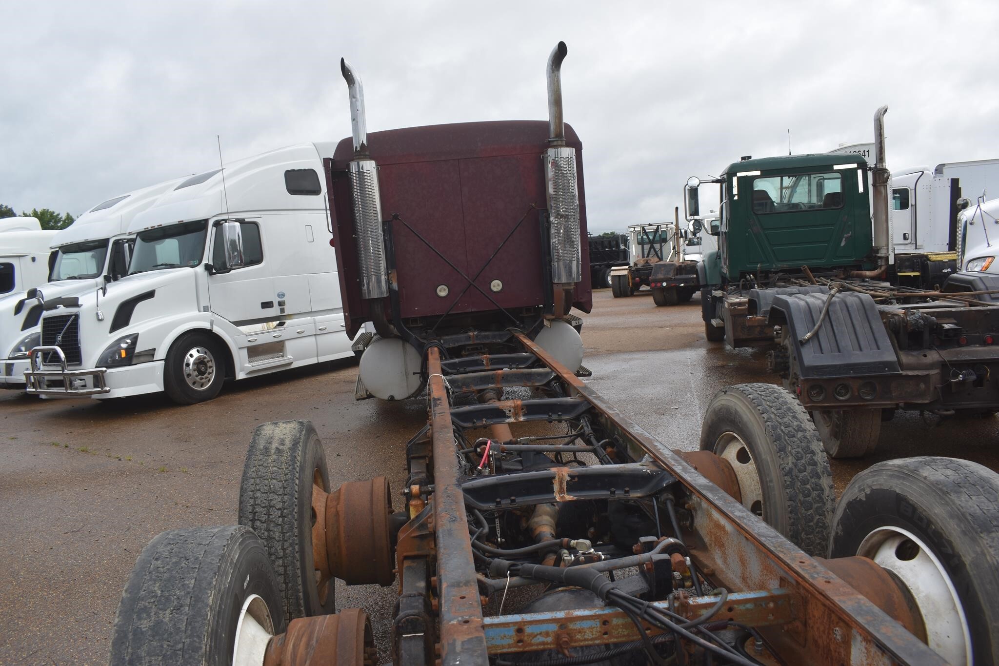 2000 Mack CH613 Semi Trucks/Trailer