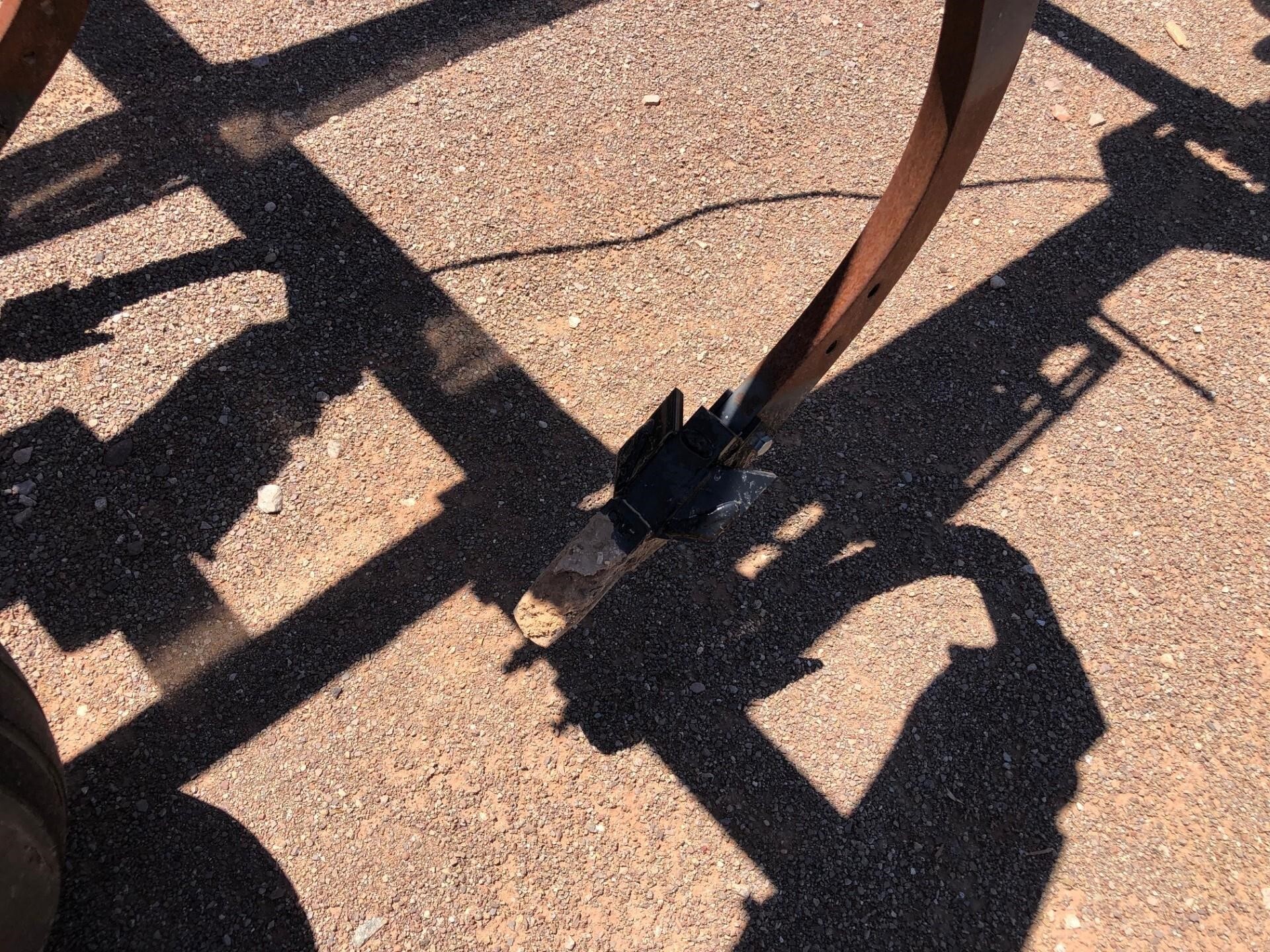 2016 Case IH Ecolo-Tiger 527B Disk Chisel