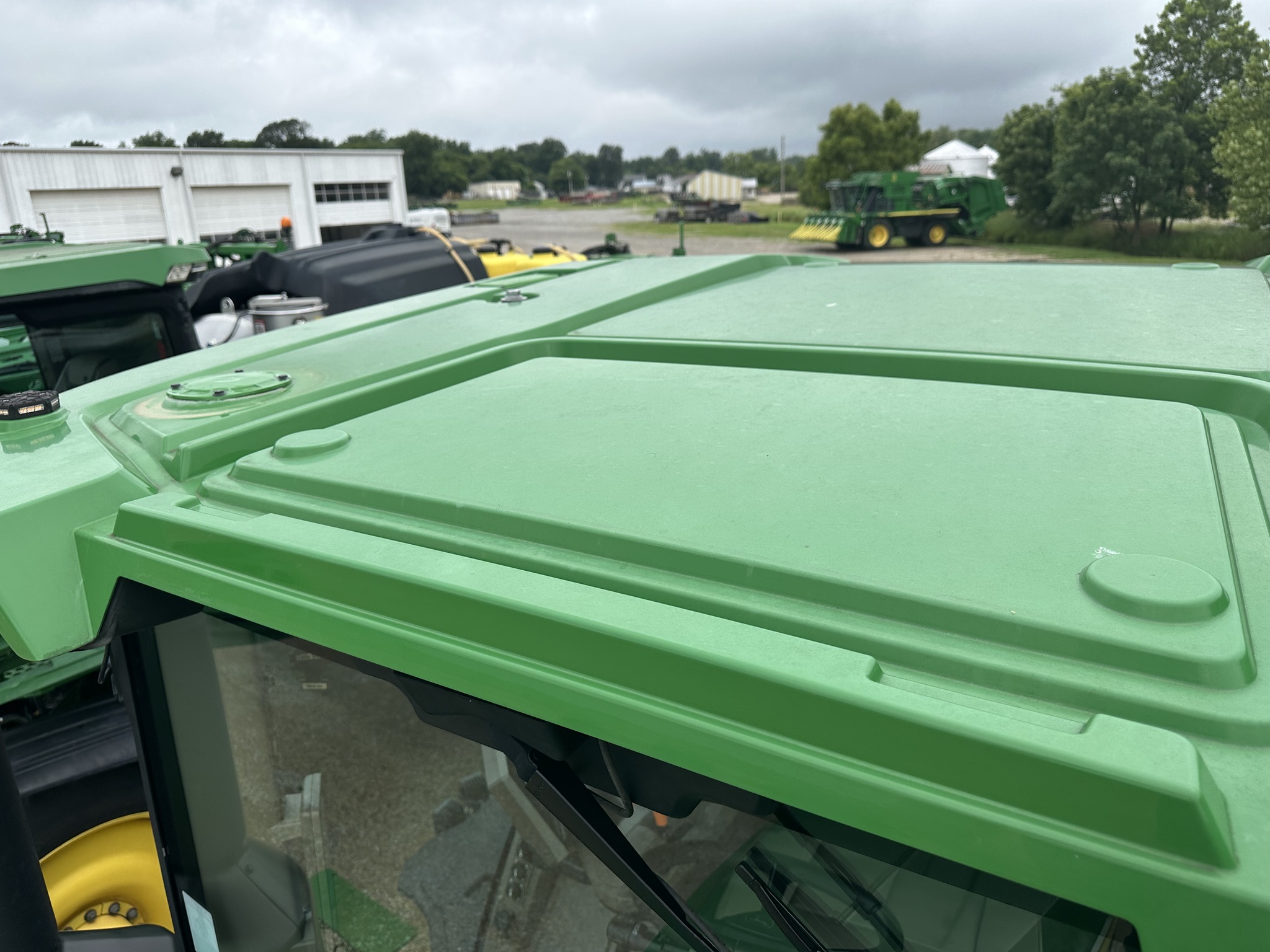 2023 John Deere 600R Loader and Skid Steer Attachment