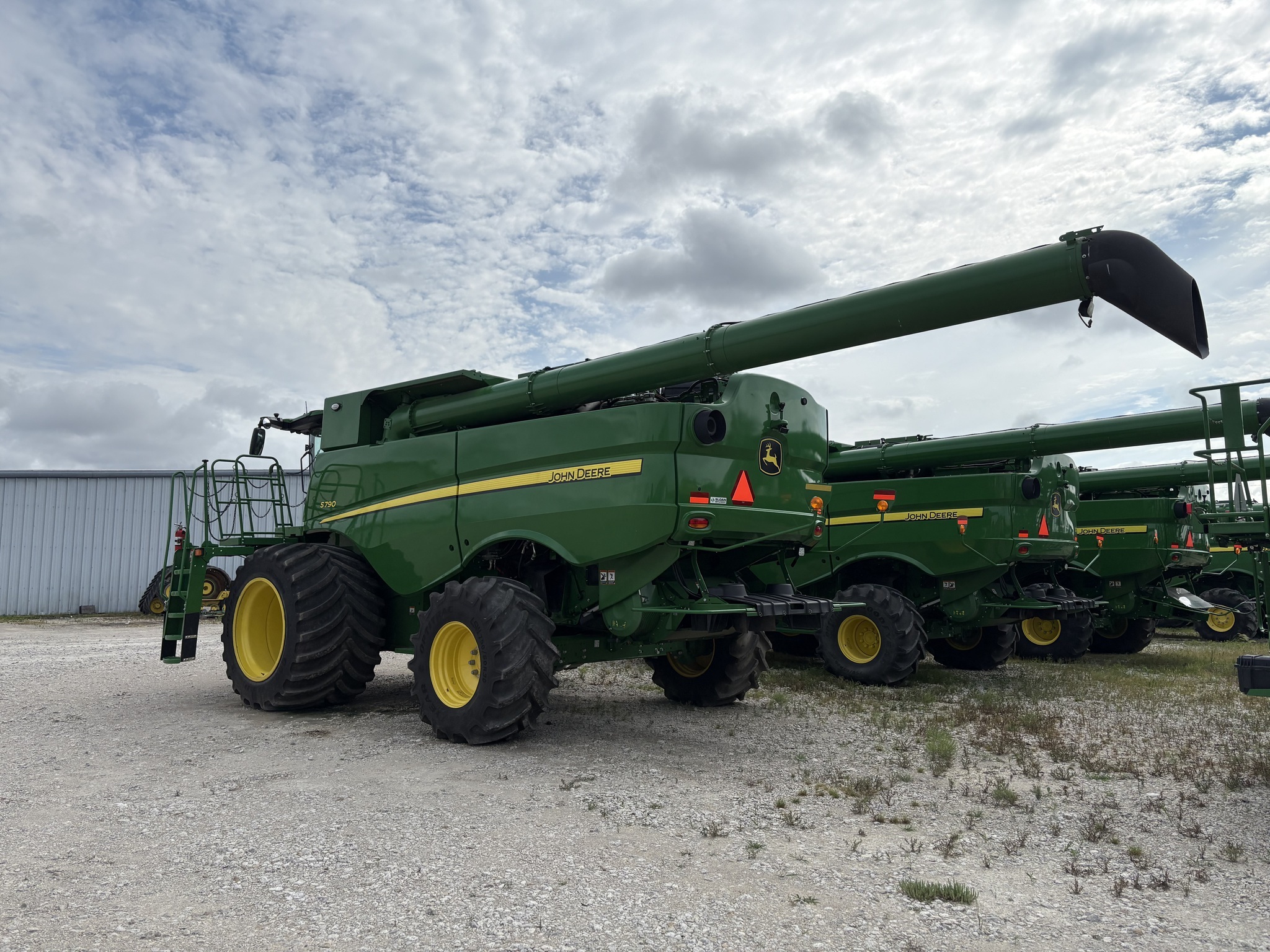 2024 John Deere S790 Combine
