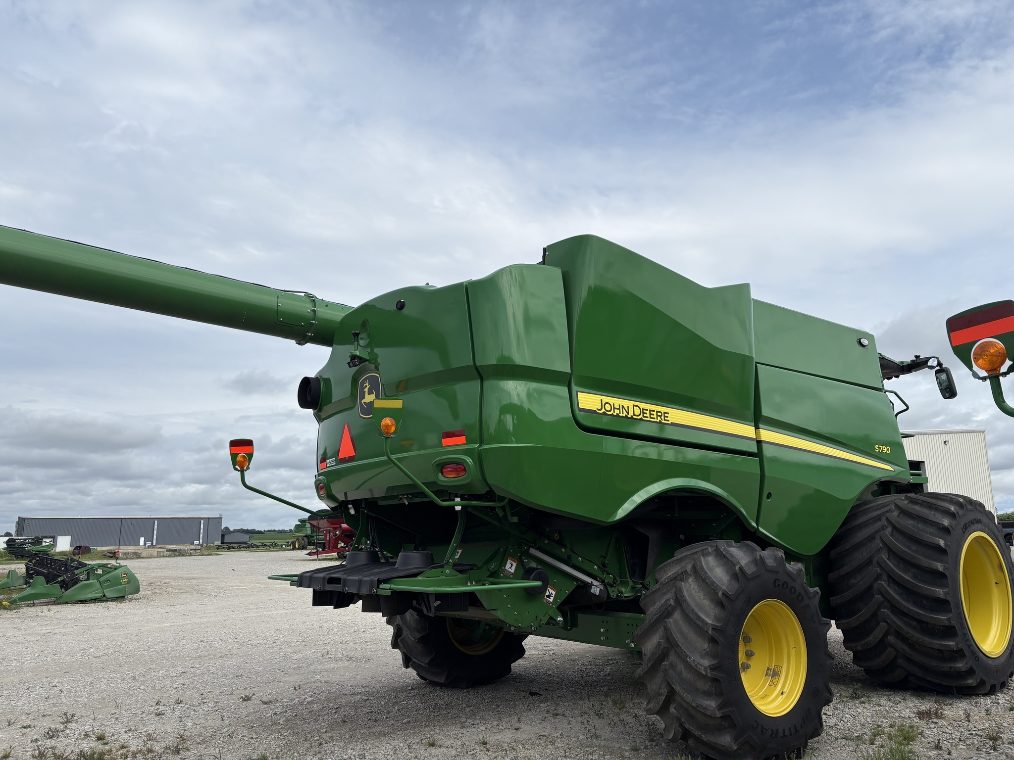 2024 John Deere S790 Combine