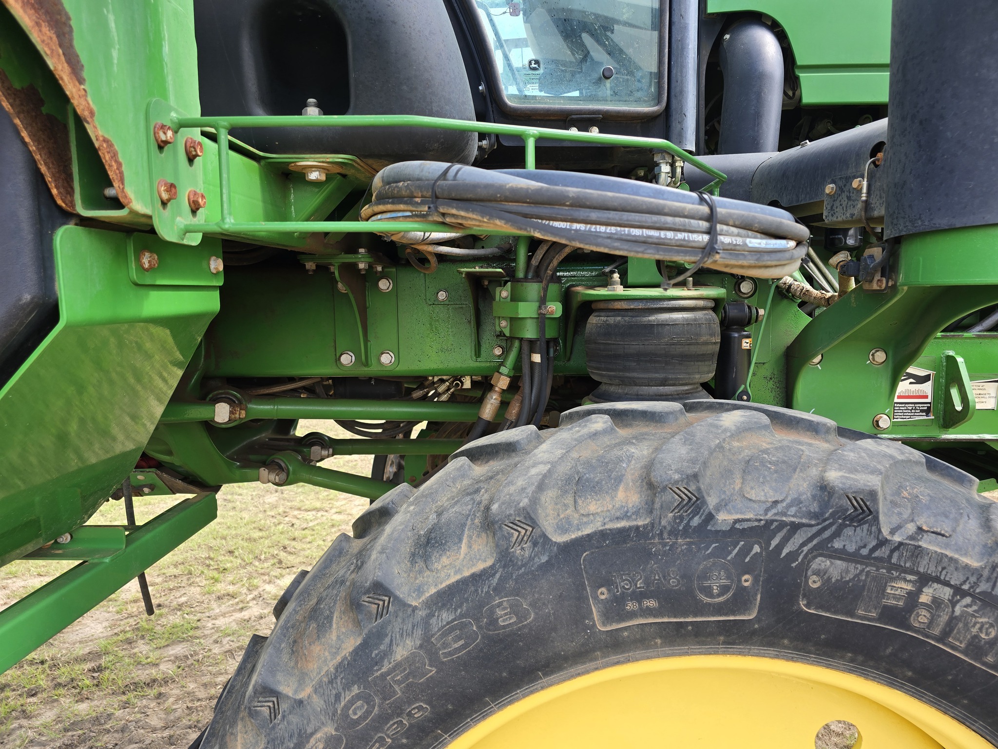 2017 John Deere R4023 Self-Propelled Sprayer