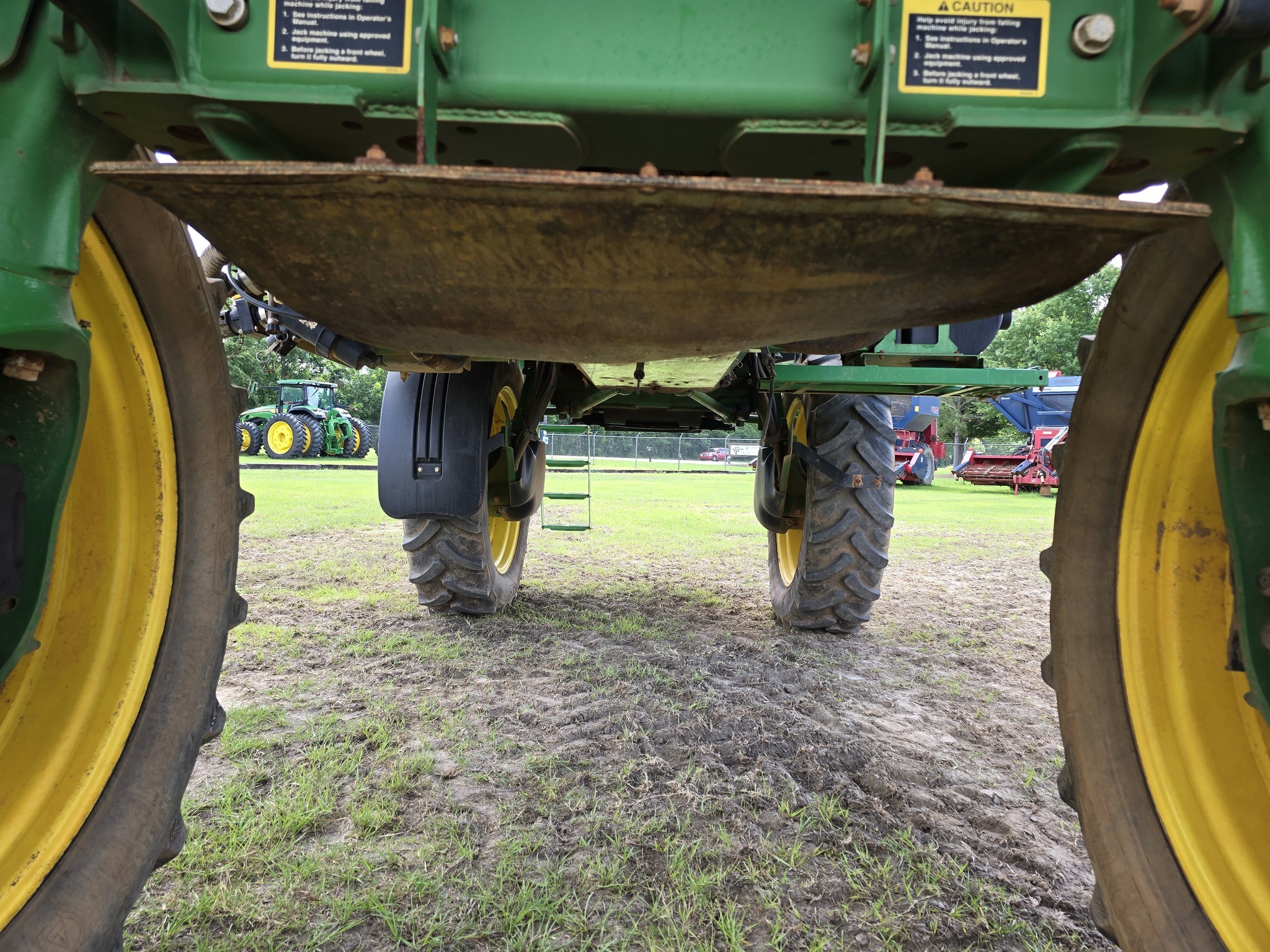2017 John Deere R4023 Self-Propelled Sprayer