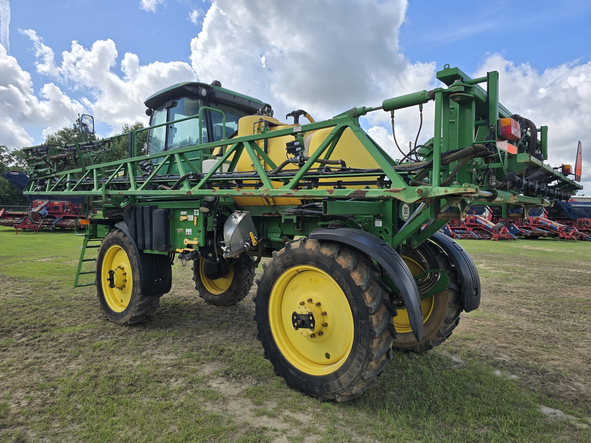 2017 John Deere R4023 Self-Propelled Sprayer