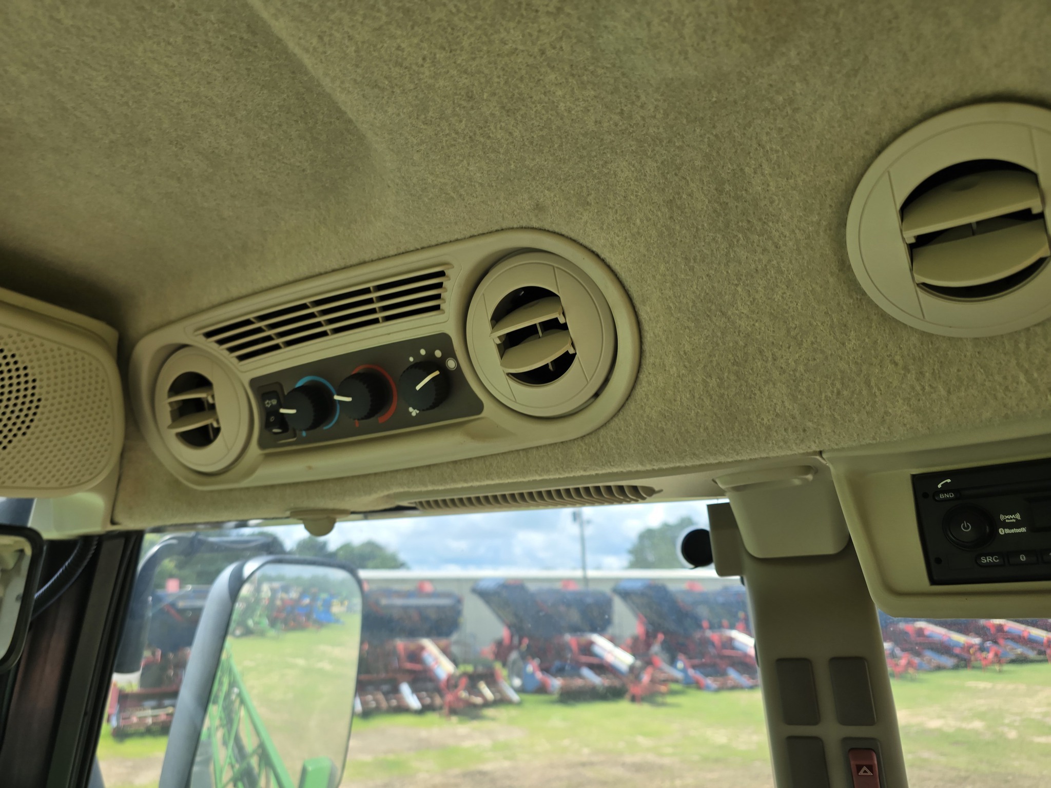 2017 John Deere R4023 Self-Propelled Sprayer