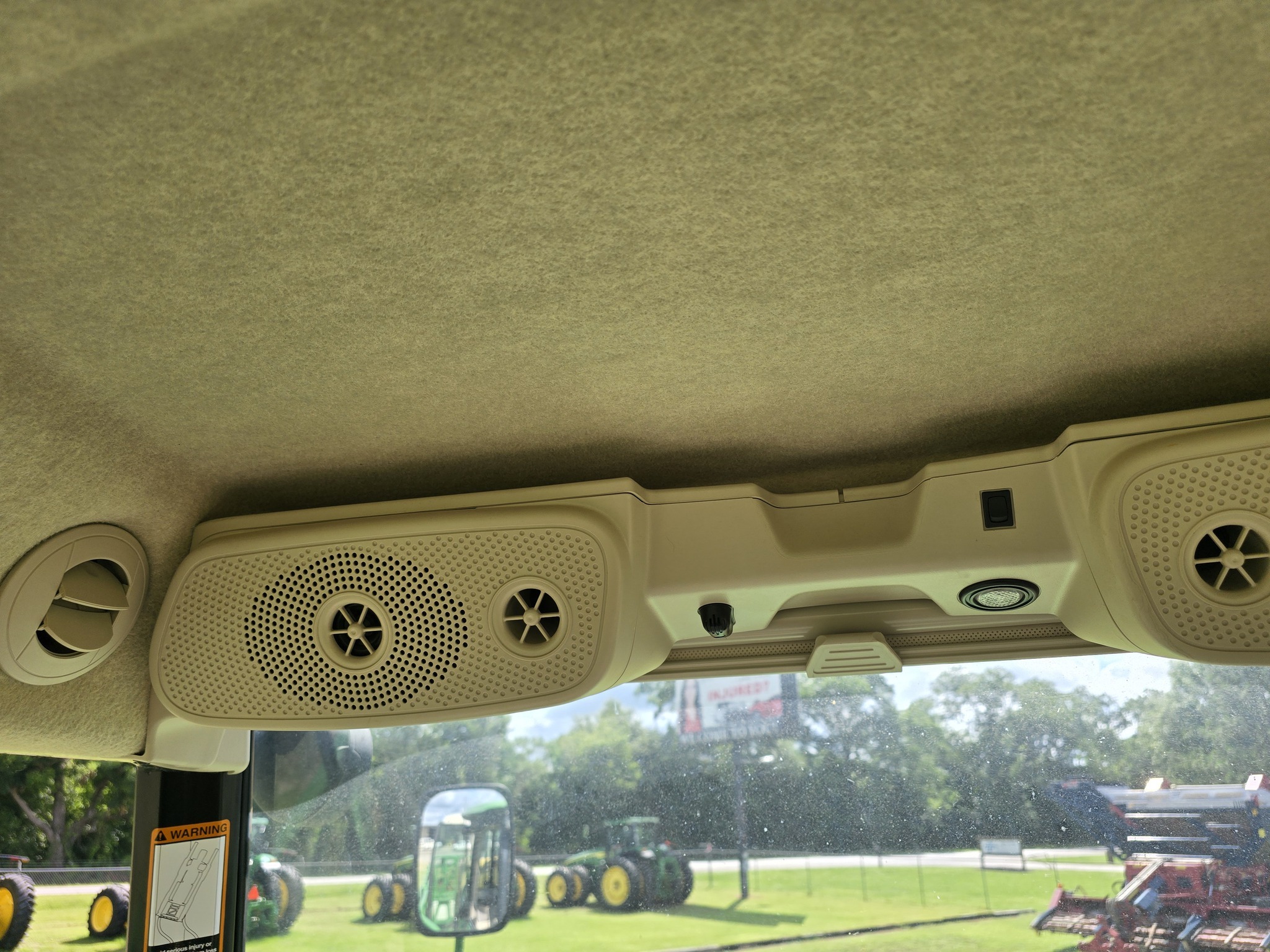 2017 John Deere R4023 Self-Propelled Sprayer