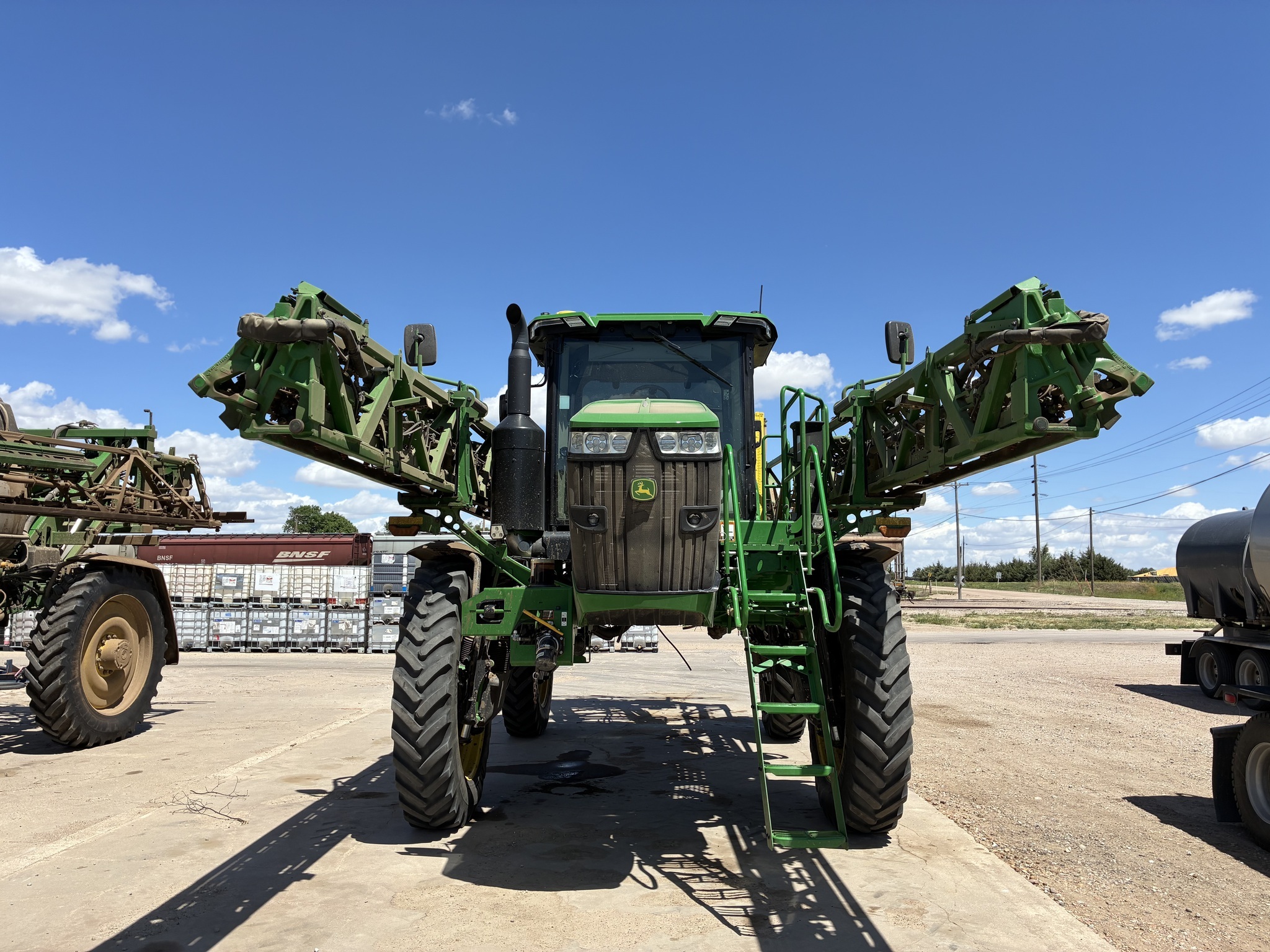 2024 John Deere 612R Self-Propelled Sprayer