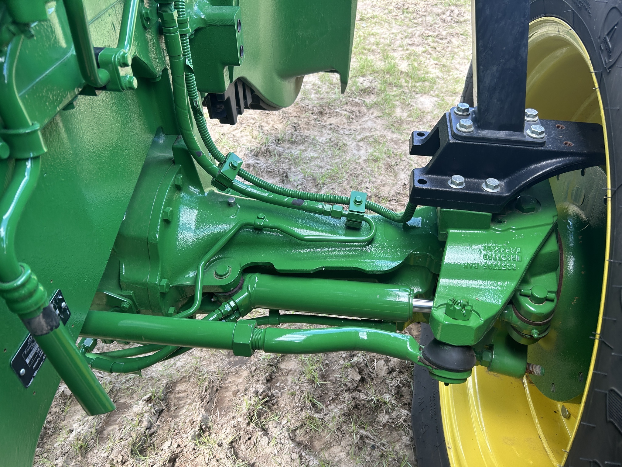 2023 John Deere 8R 250 Tractor