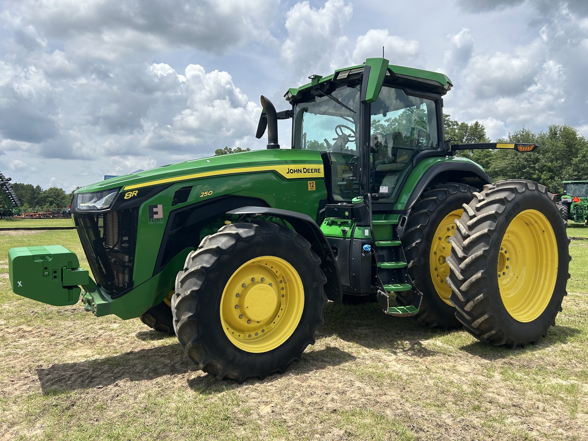 2023 John Deere 8R 250 Tractor