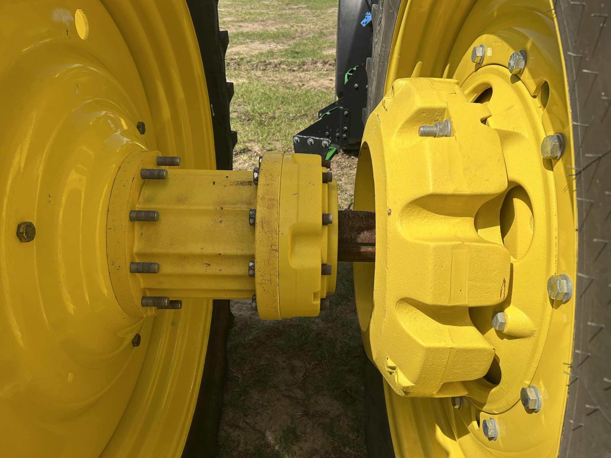 2023 John Deere 8R 250 Tractor