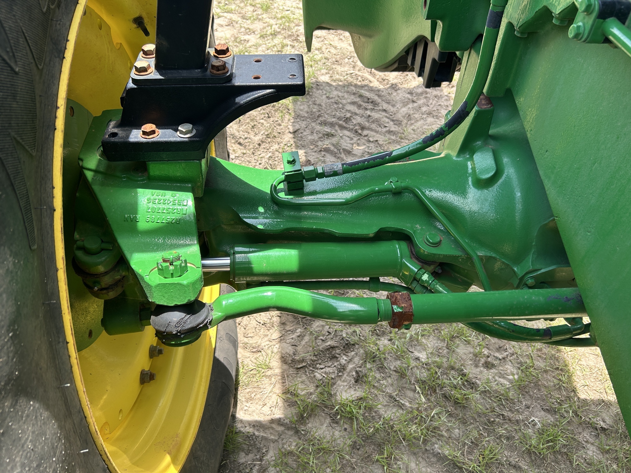 2023 John Deere 8R 250 Tractor