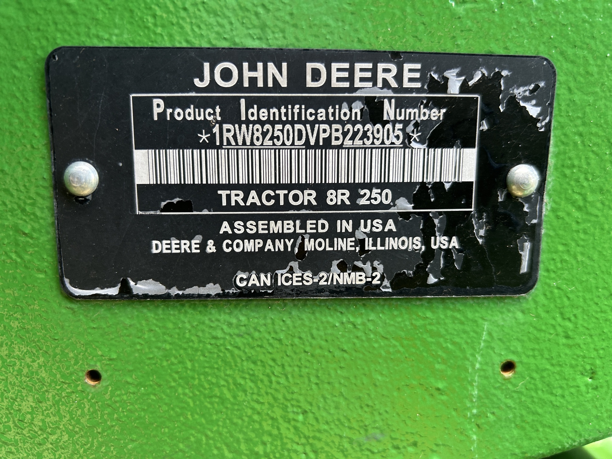 2023 John Deere 8R 250 Tractor