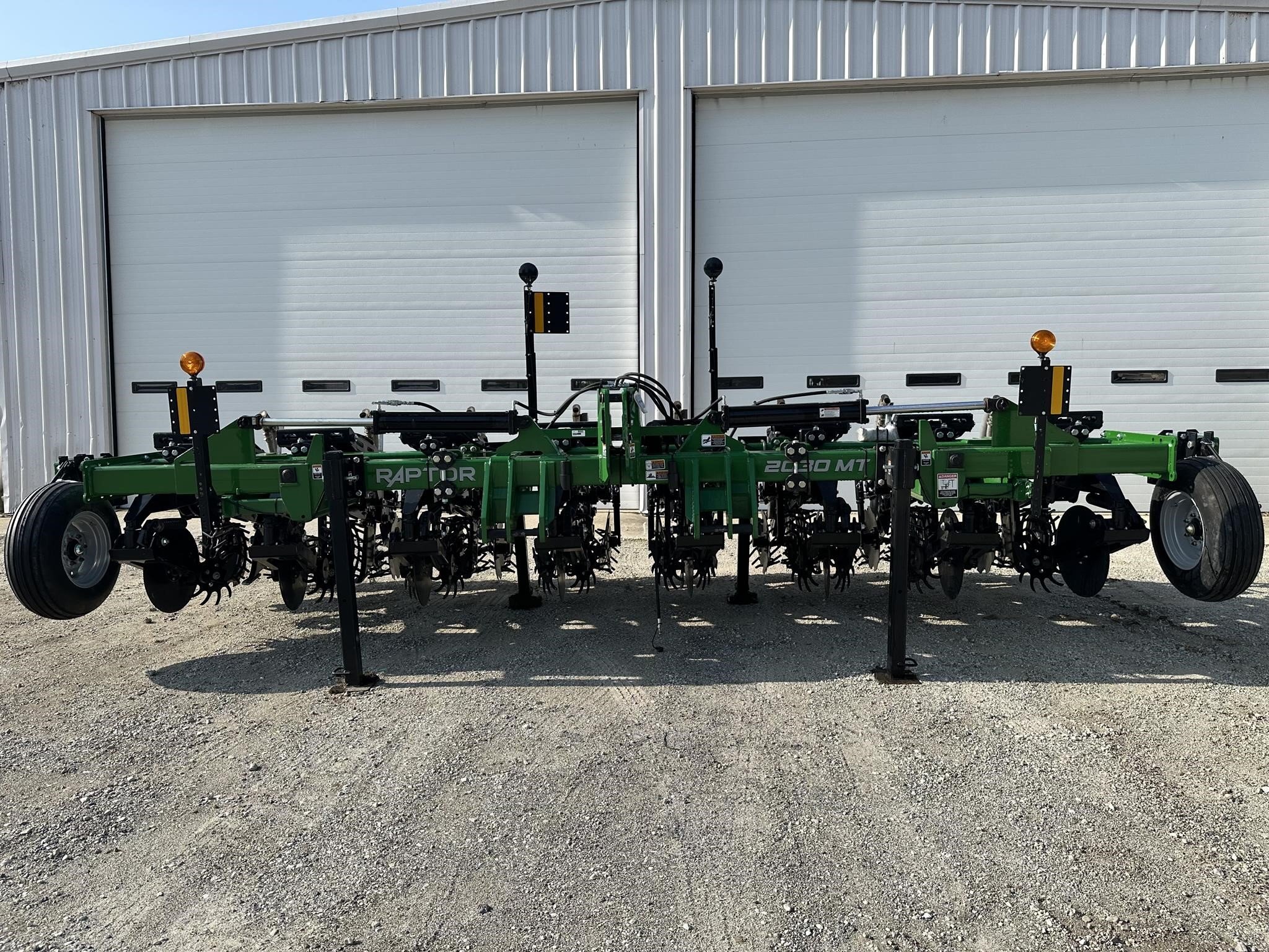  Unverferth 2030MT Strip-Till