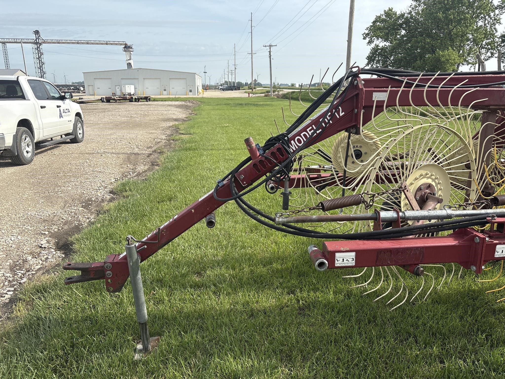 2000 M&W DF12 Rake - $7,500 | Machinery Pete