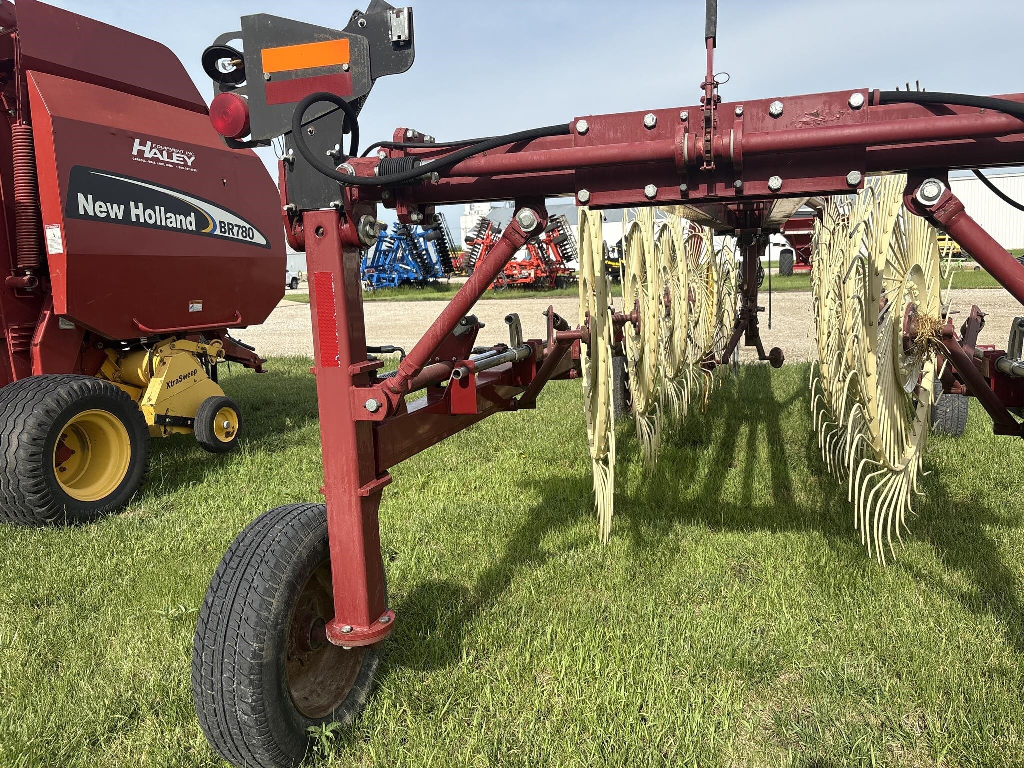 2000 M&W DF12 Rake - $7,500 | Machinery Pete
