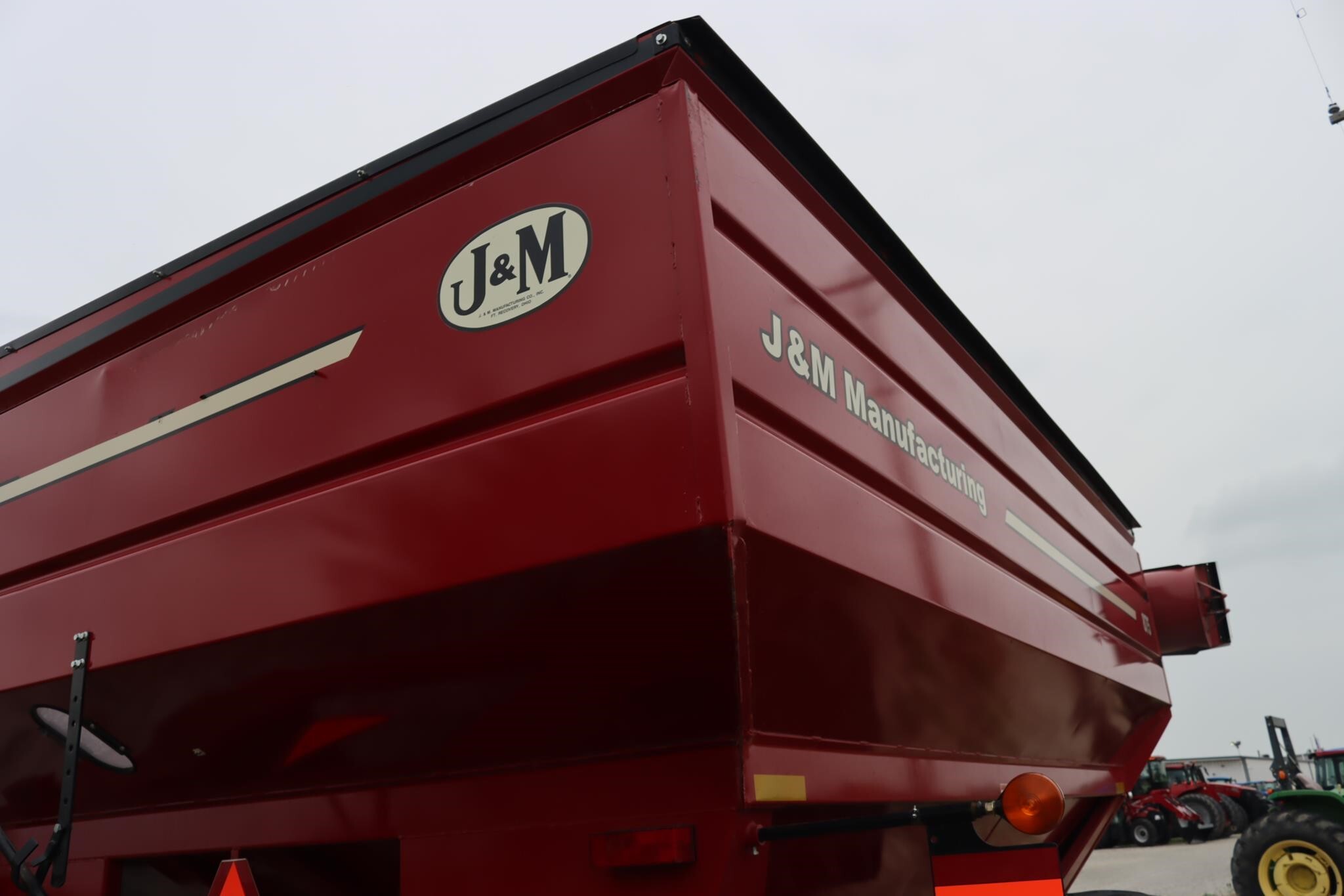 2008 J&M 875 Grain Cart