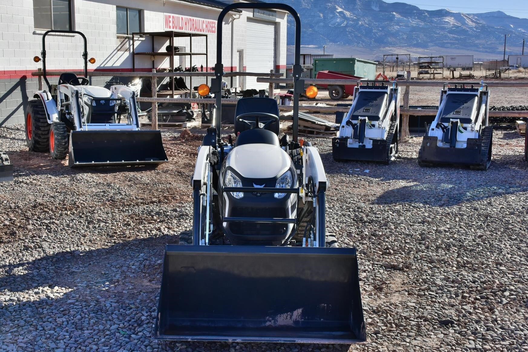 2024 Bobcat CT1025 Tractor