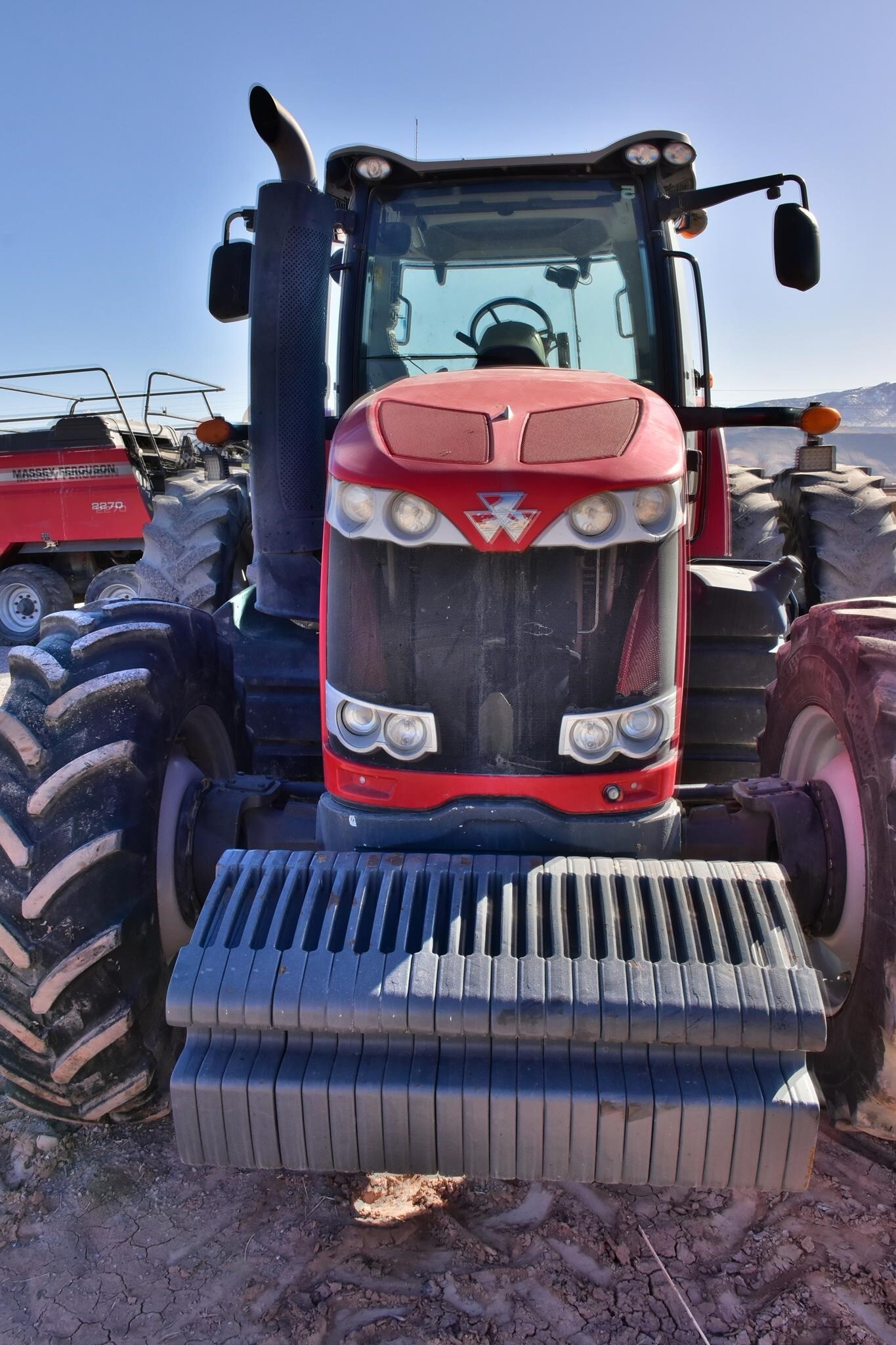 2017 Massey Ferguson 8732 Tractor