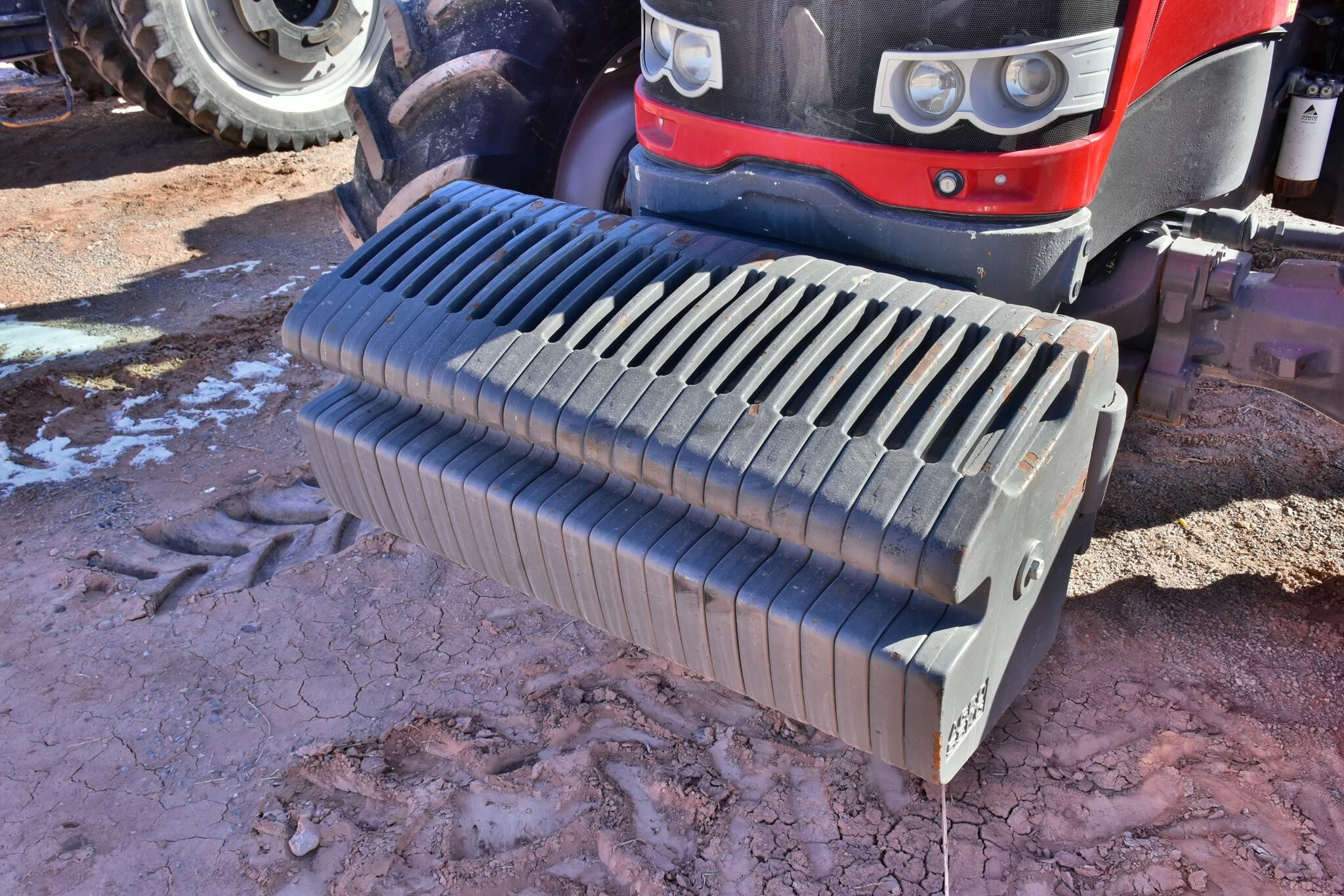 2017 Massey Ferguson 8732 Tractor