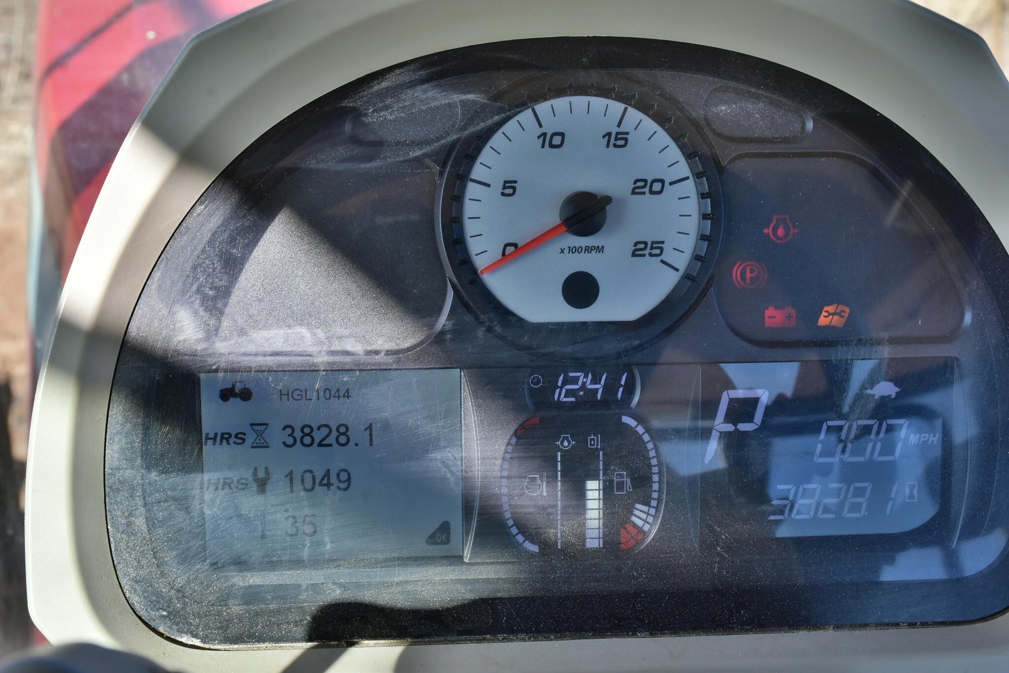 2017 Massey Ferguson 8732 Tractor