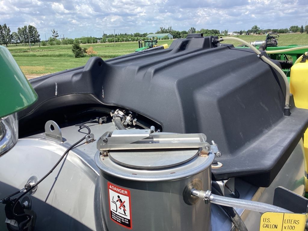2023 John Deere 612R Self-Propelled Sprayer