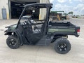 2021 John Deere XUV 835M ATVs and Utility Vehicle