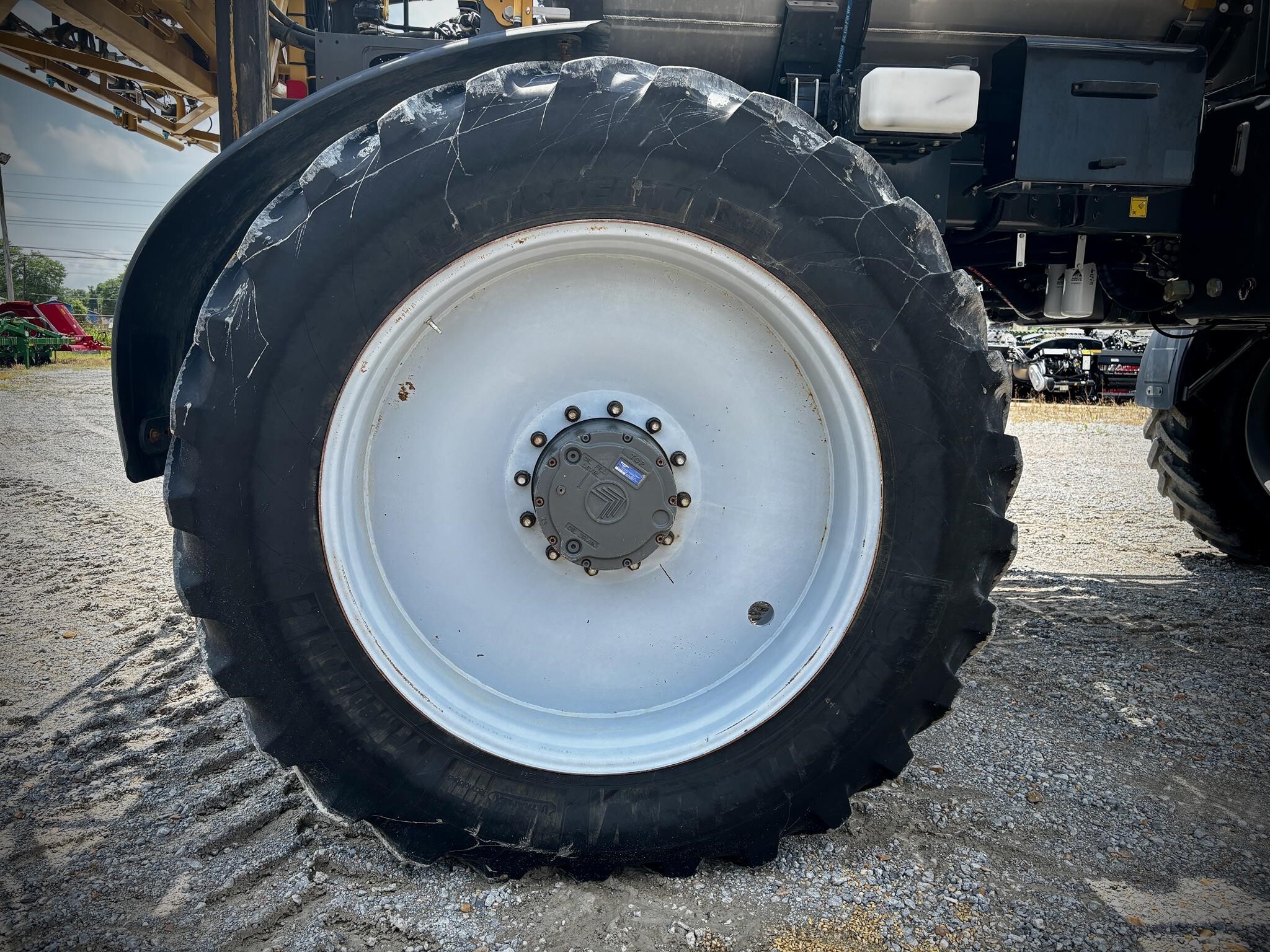 2021 ROGATOR RG1100C Self-Propelled Sprayer