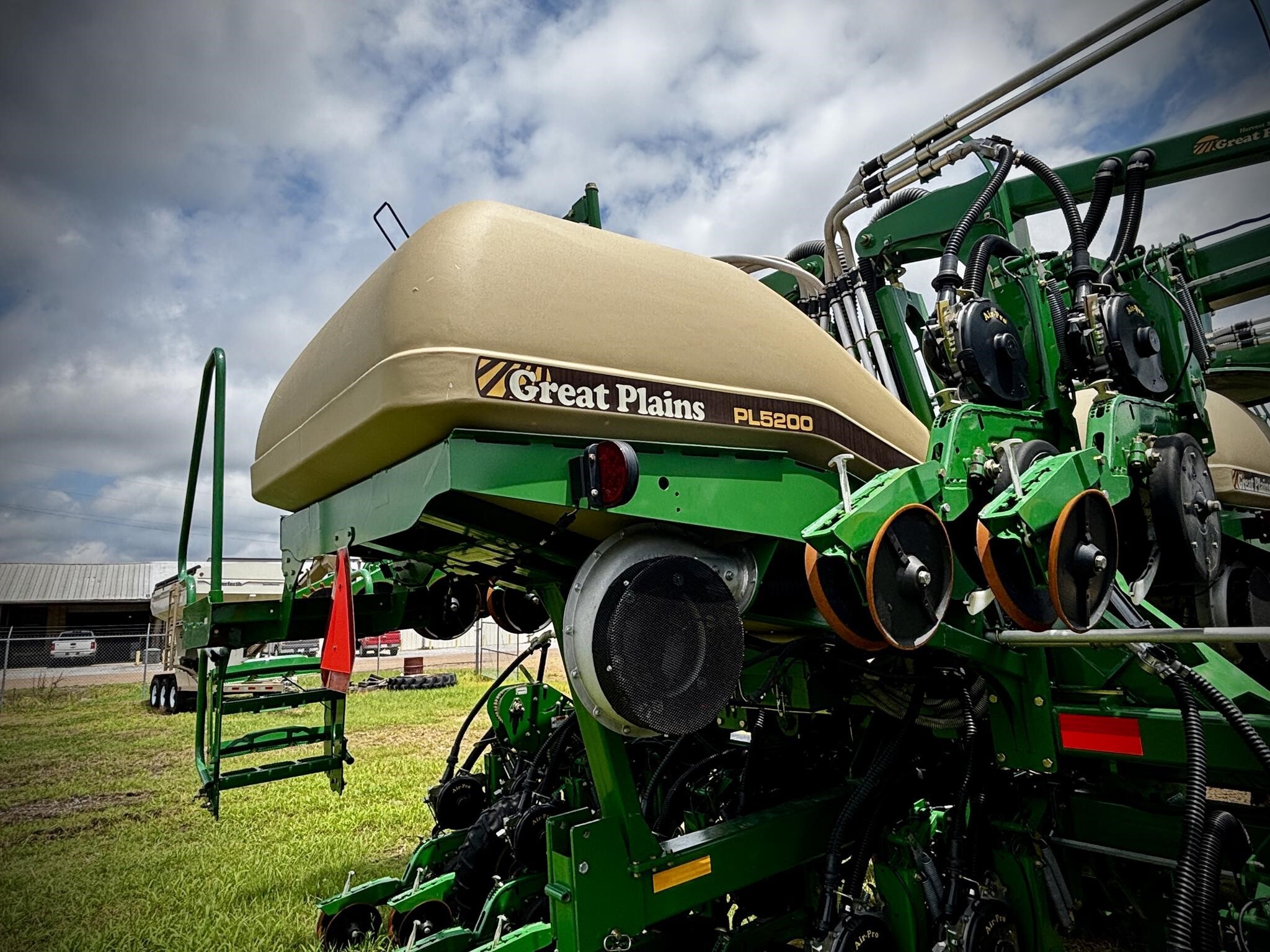 2021 Great Plains PL5200 Planter