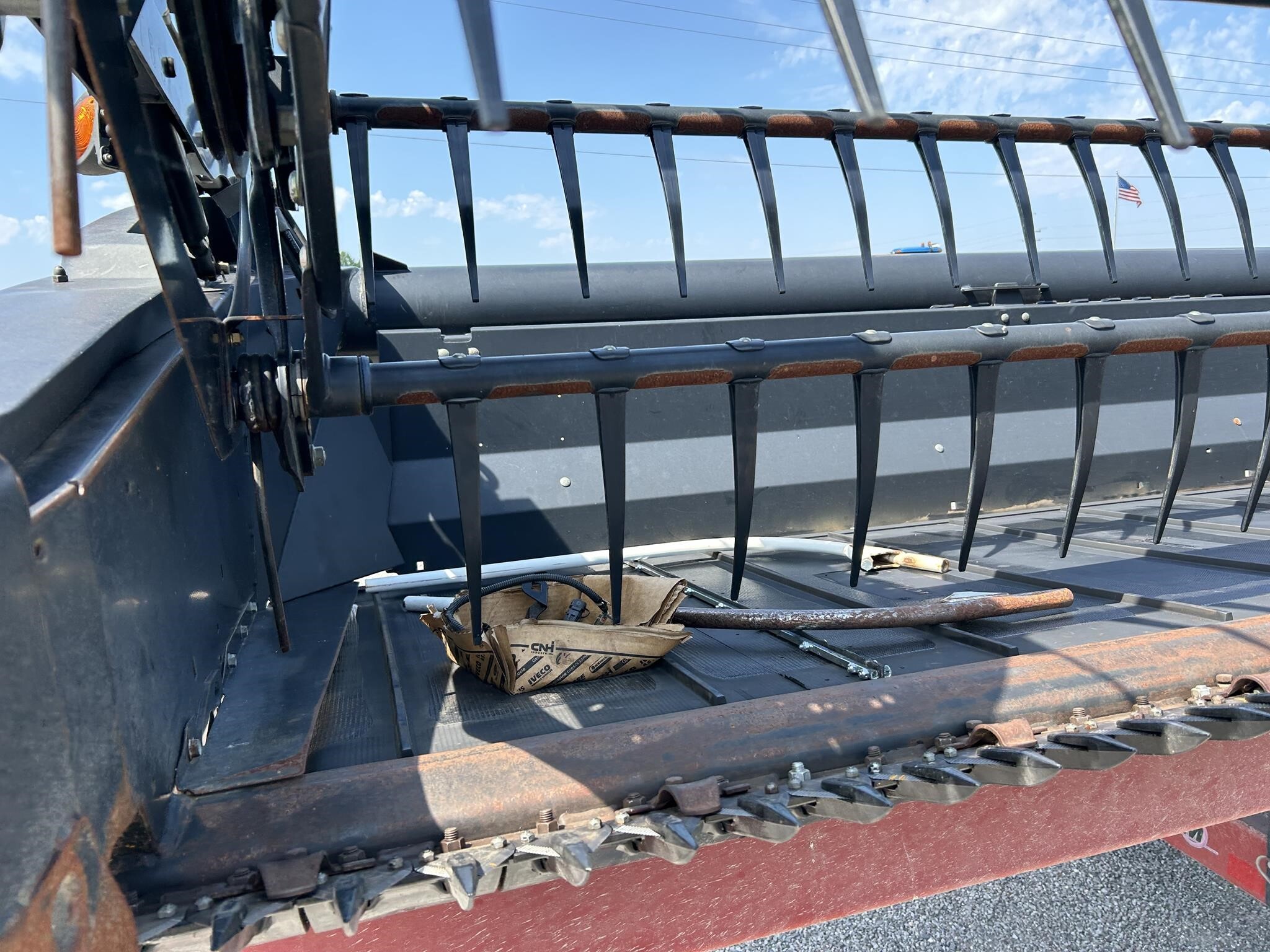 2013 MacDon FD75 Platform