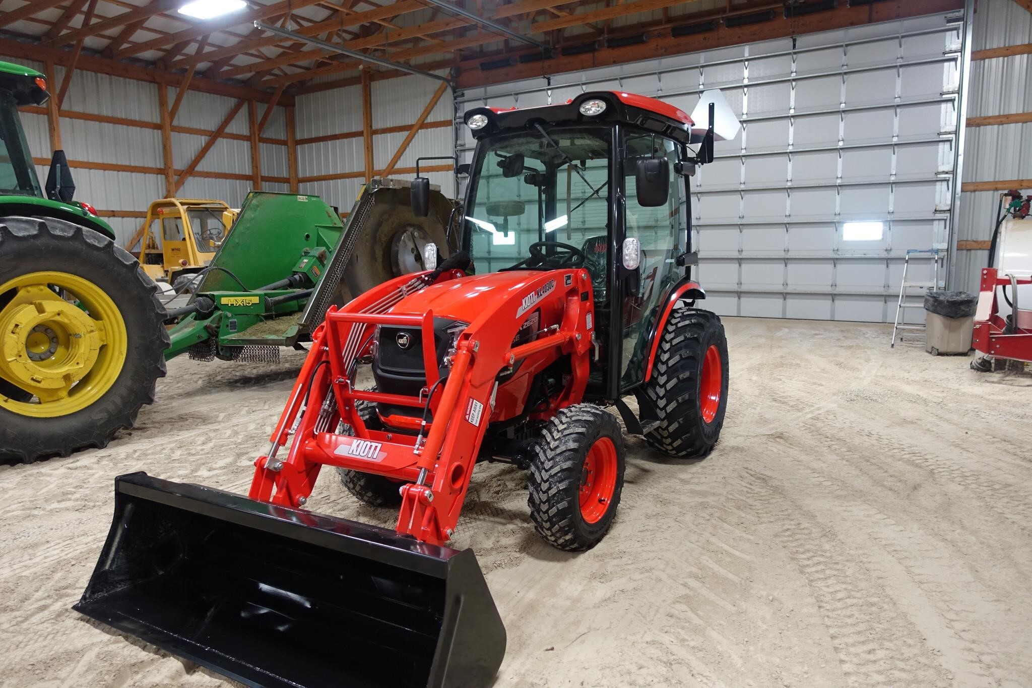 2025 Kioti CK2620SEH CAB Tractor
