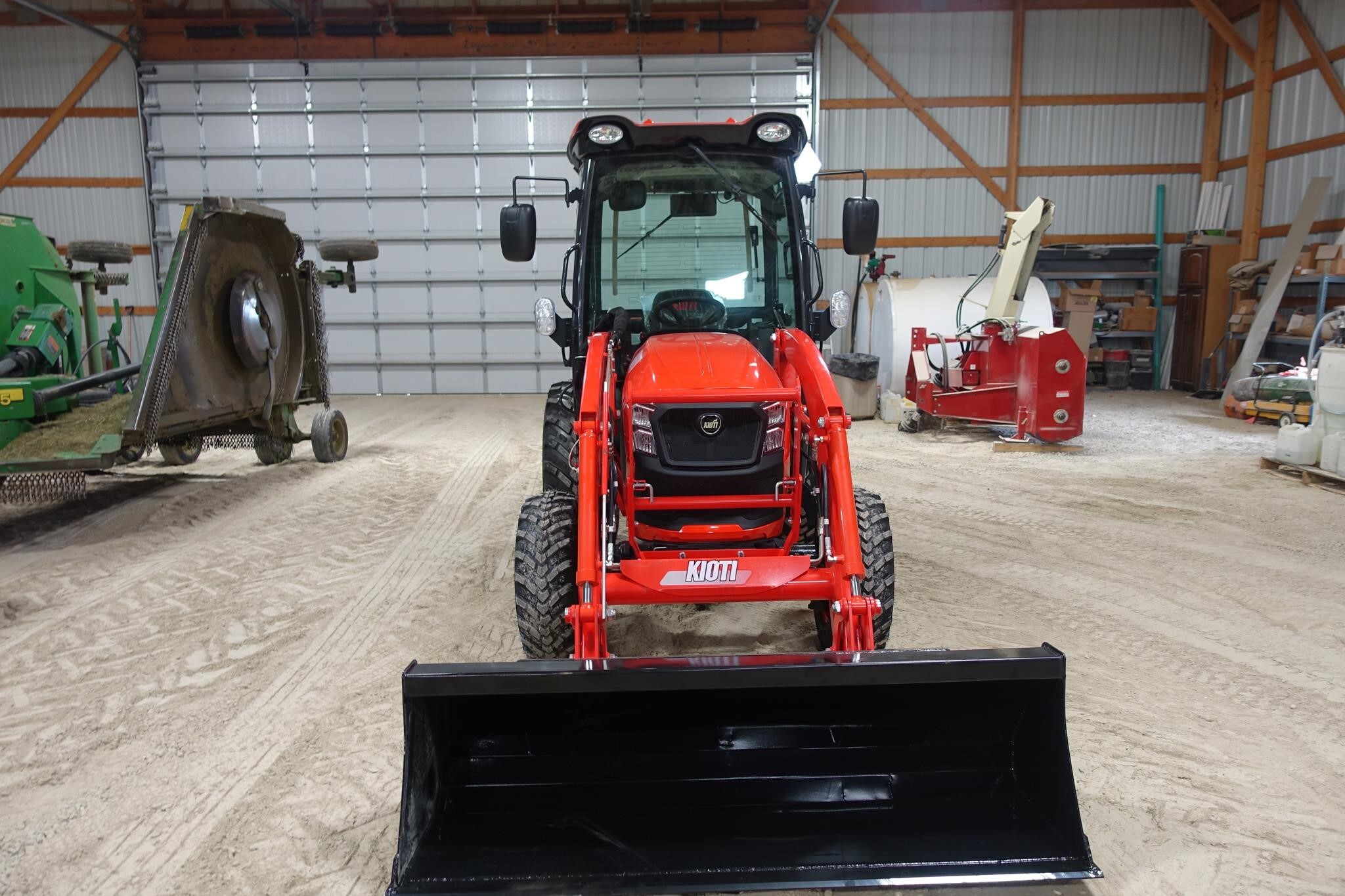 2025 Kioti CK2620SEH CAB Tractor