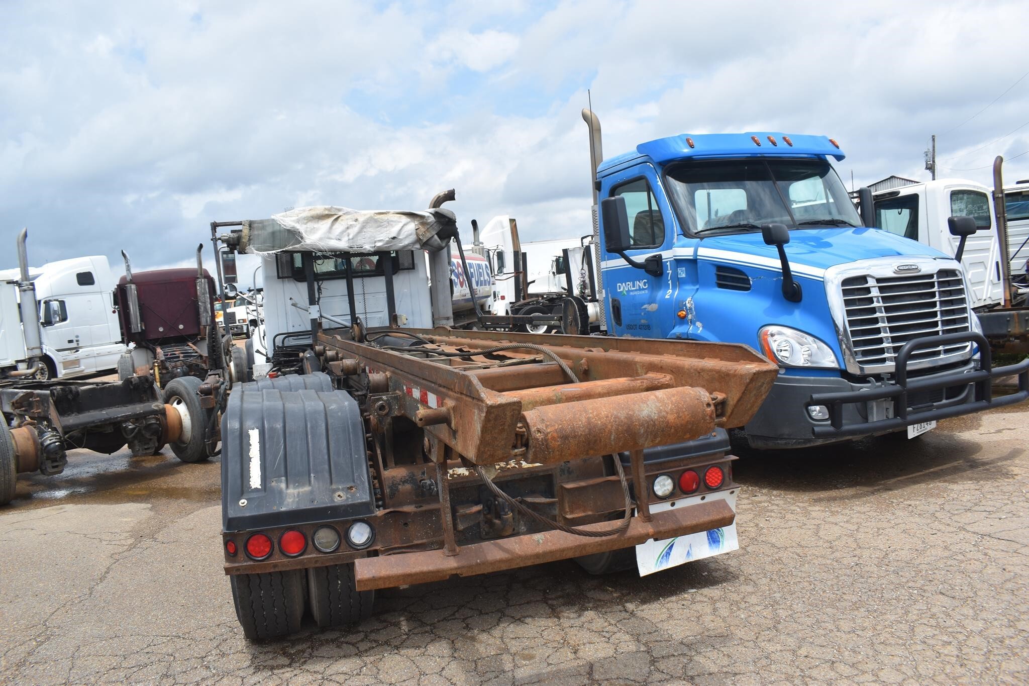 2006 Mack Granite CV713 Dump Trucks/Trailer