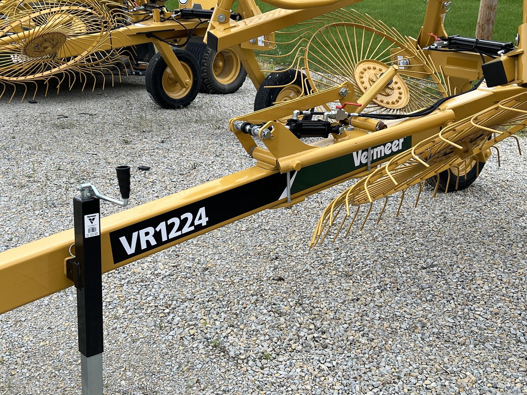  Vermeer VR1224 Rake