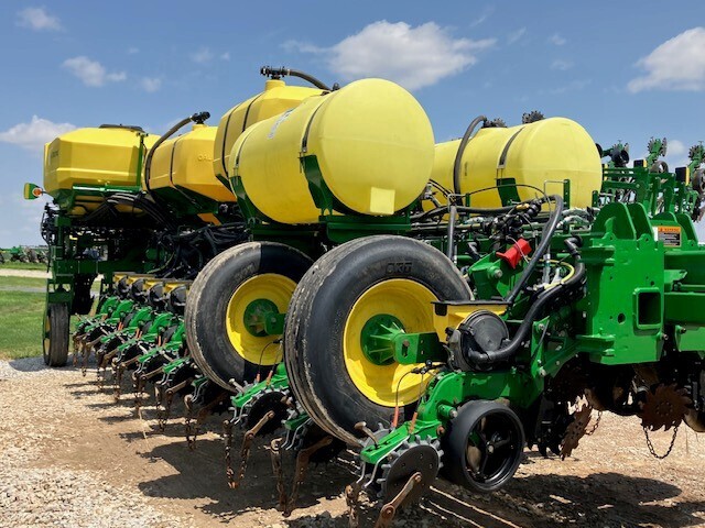 2023 John Deere 1775NT Planter