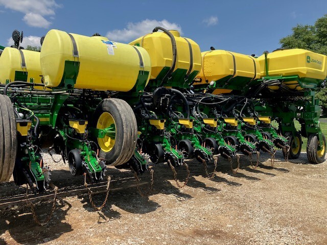2023 John Deere 1775NT Planter
